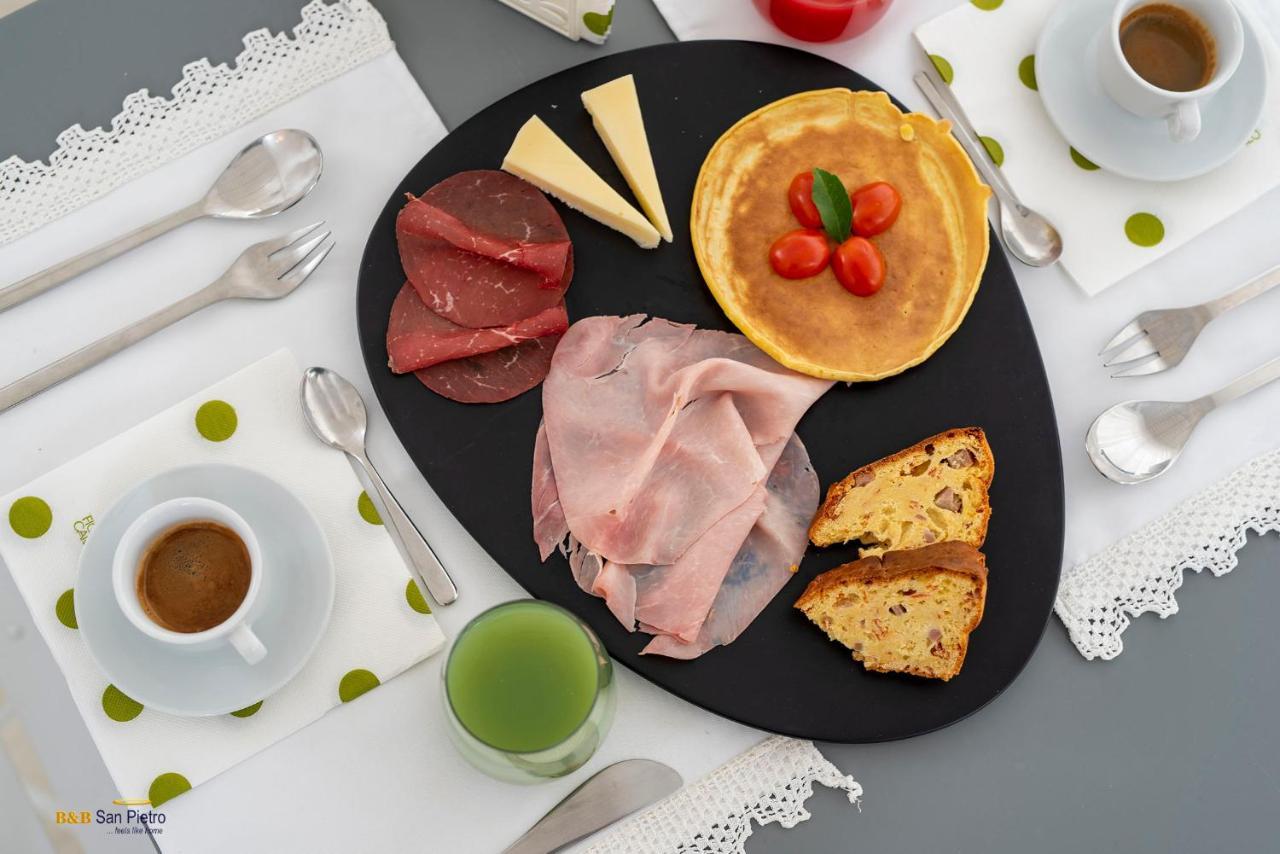 Alojamento de Acomodação e Pequeno-almoço San Pietro Ísquia